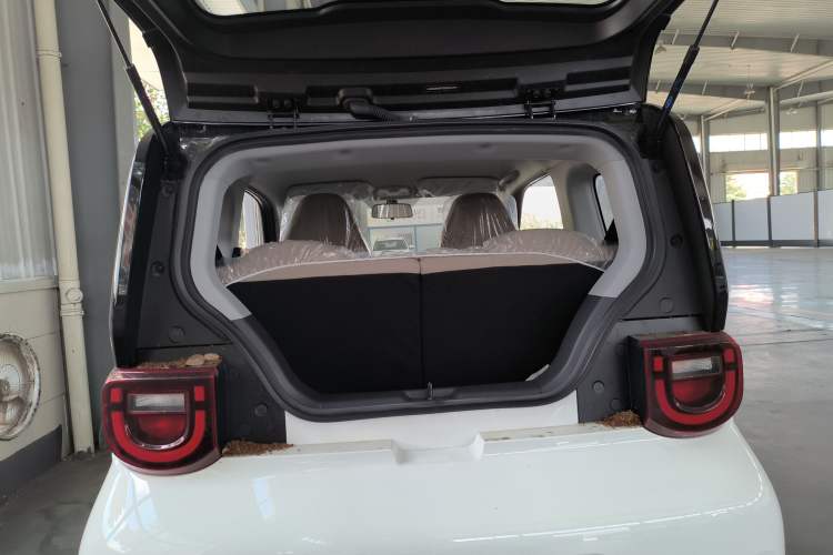 Used Chery New Energy QQ Ice Cream 2025 155km Sundae Edition Trunk
