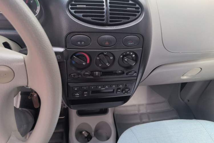 Used Chery New Energy QQ3EV 2012 Qihang Type I Audio And AC Panel