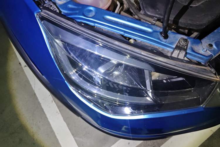 Used Chery New Energy Tiggo 3xe 2018 400 Comfort Edition Right Front Headlight