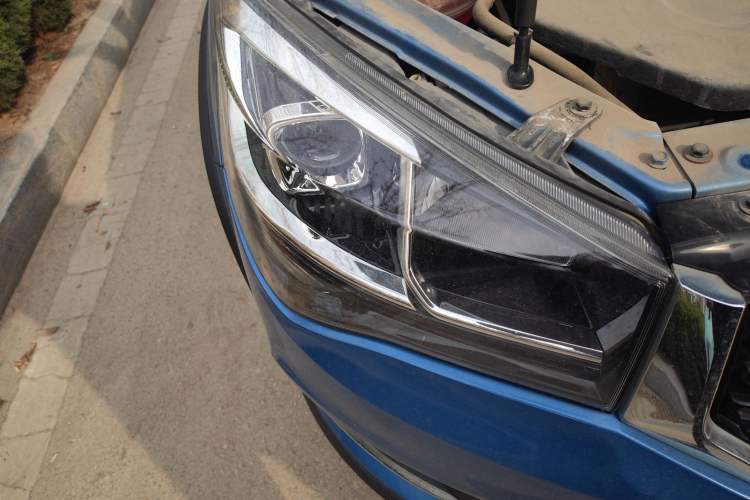 Used Chery New Energy Tiggo 3xe 2018 480 Comfort Edition Right Front Headlight