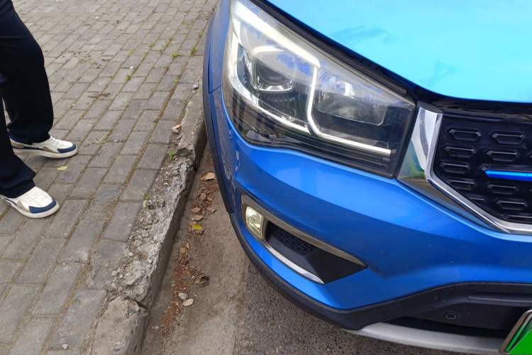 Used Chery New Energy Tiggo 3xe 2018 480 Comfort Edition Right Front Headlight