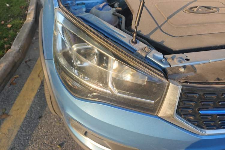 Used Chery New Energy Tiggo 3xe 2018 480 Comfort Edition Right Front Headlight