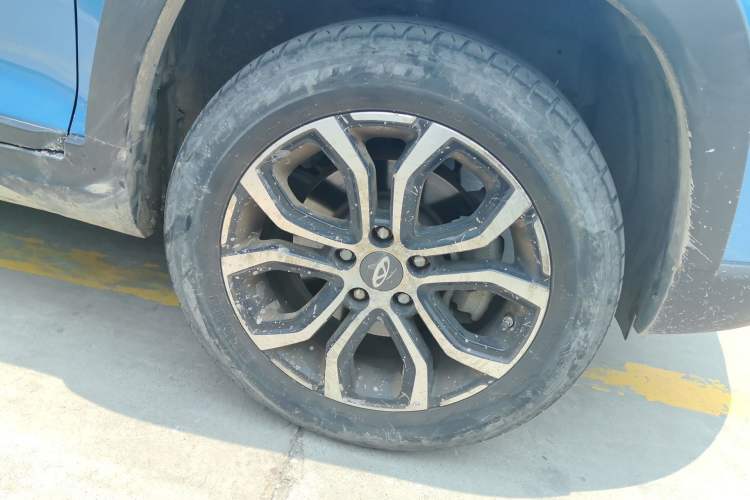 Used Chery New Energy Tiggo 3xe 2018 480 Comfort Edition Right Front Wheel Hub