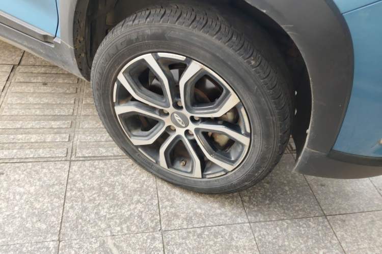 Used Chery New Energy Tiggo 3xe 2018 480 Comfort Edition Right Front Wheel Hub