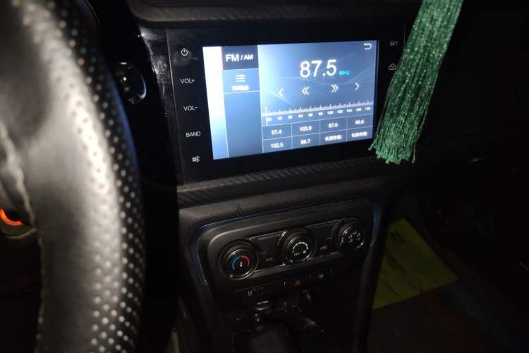 Used Chery New Energy Tiggo 3xe 2018 400 Comfort Edition Audio And AC Panel