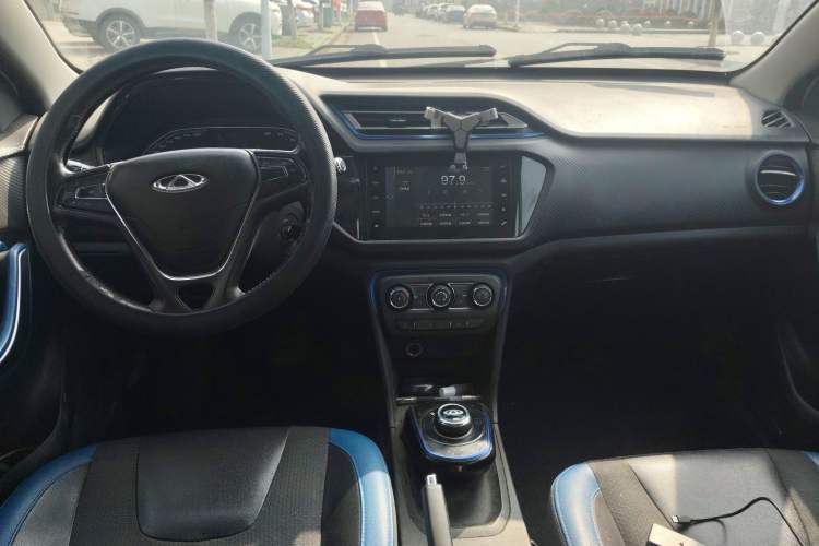 Used Chery New Energy Tiggo 3xe 2018 400 Comfort Edition Center Console