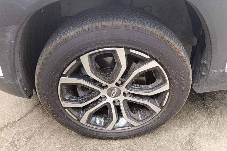 Used Chery New Energy Tiggo 3xe 2018 480 Comfort Edition Left Front Wheel Hub