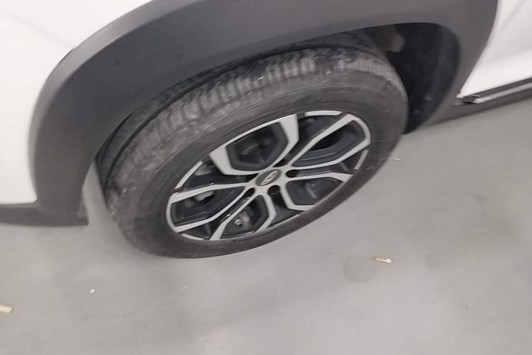 Used Chery New Energy Tiggo 3xe 2018 480 Comfort Edition Left Front Wheel Hub