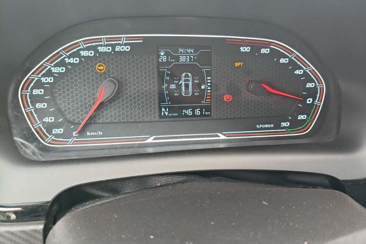 Used Chery New Energy Tiggo 3xe 2018 480 Comfort Edition Odometer Close Up