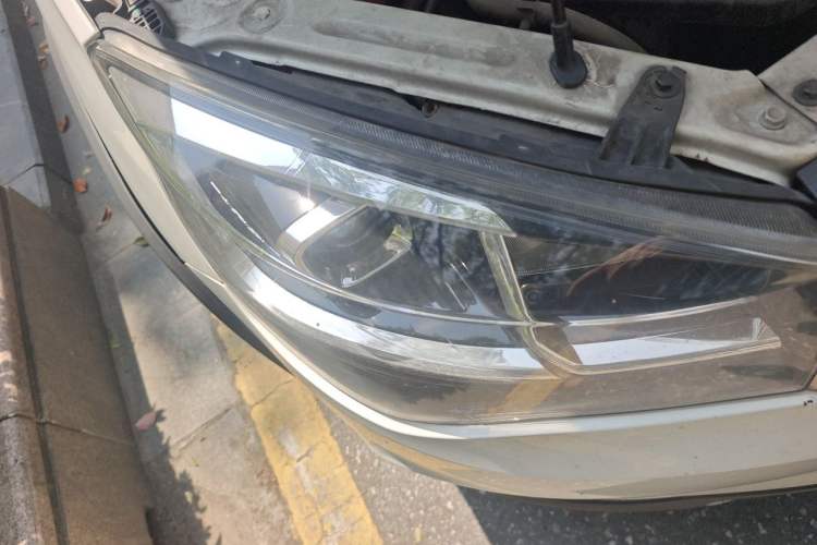 Used Chery New Energy Tiggo 3xe 2018 480 Comfort Edition Right Front Headlight
