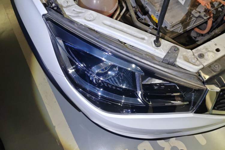 Used Chery New Energy Tiggo 3xe 2018 480 Comfort Edition Right Front Headlight