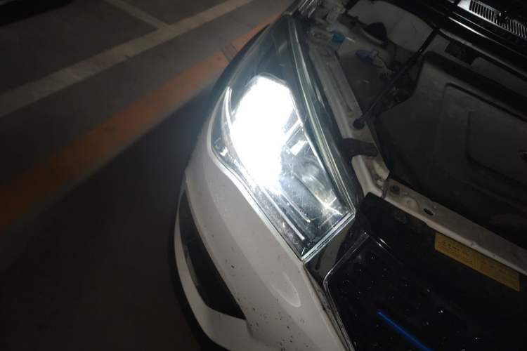 Used Chery New Energy Tiggo 3xe 2018 400 Comfort Edition Right Front Headlight