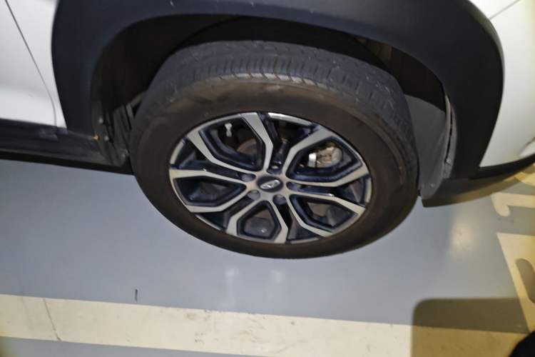 Used Chery New Energy Tiggo 3xe 2018 480 Comfort Edition Right Front Wheel Hub