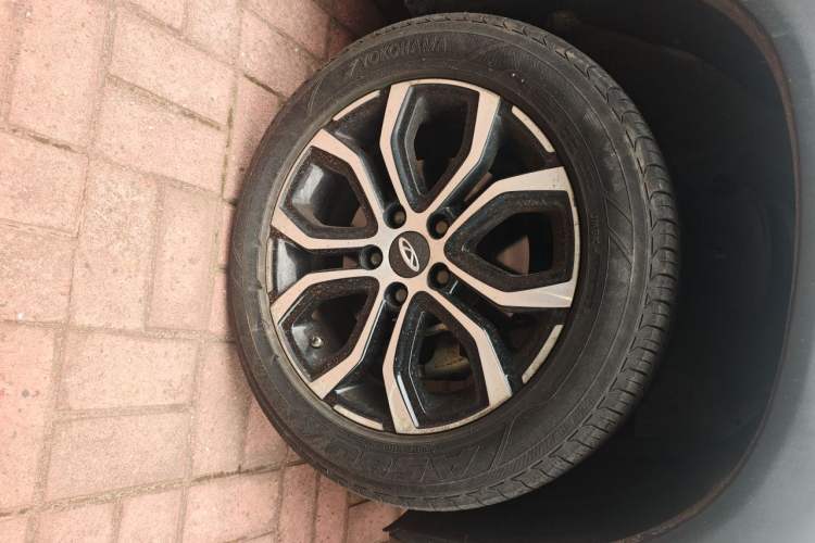 Used Chery New Energy Tiggo 3xe 2018 480 Comfort Edition Right Front Wheel Hub
