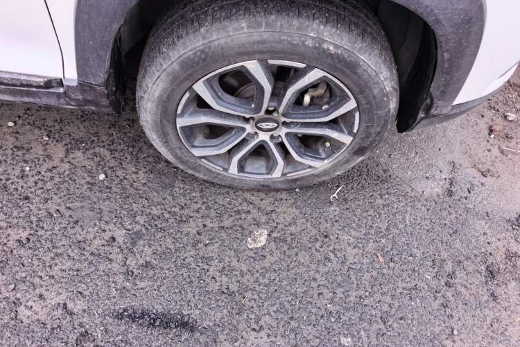 Used Chery New Energy Tiggo 3xe 2018 480 Chanyou Edition Right Front Wheel Hub