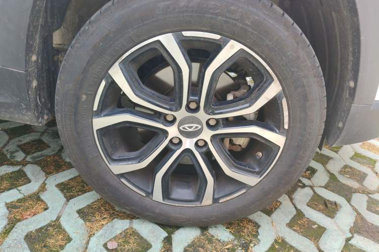 Used Chery New Energy Tiggo 3xe 2018 480 Comfort Edition Right Front Wheel Hub