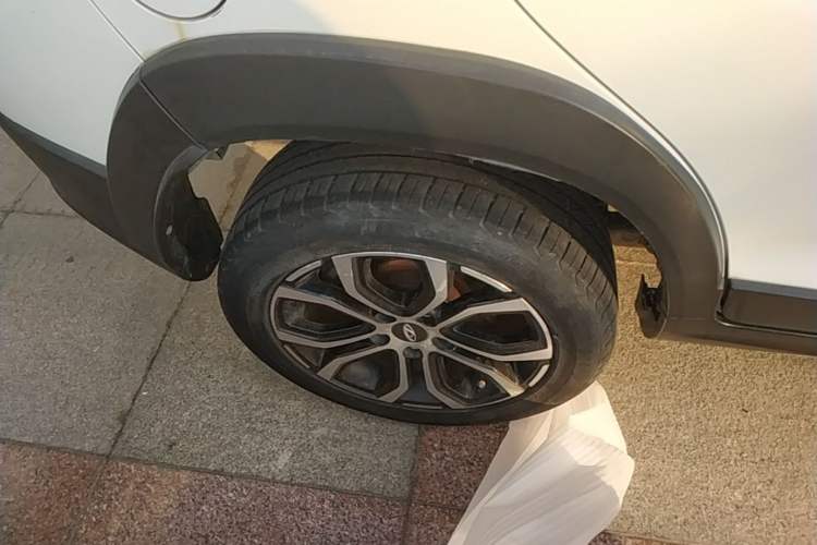 Used Chery New Energy Tiggo 3xe 2018 480 Comfort Edition Right Rear Wheel Hub