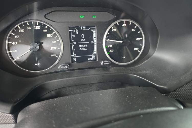 Used Chery New Energy Tiggo e 2019 Luxury Edition Odometer Close Up