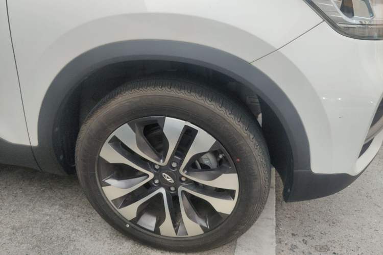 Used Chery New Energy Tiggo e 2019 Luxury Edition Right Front Wheel Hub