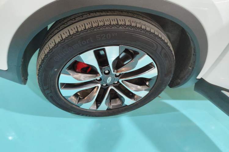 Used Chery New Energy Tiggo e 2021 Tiger Roar Edition 95kW Left Front Wheel Hub