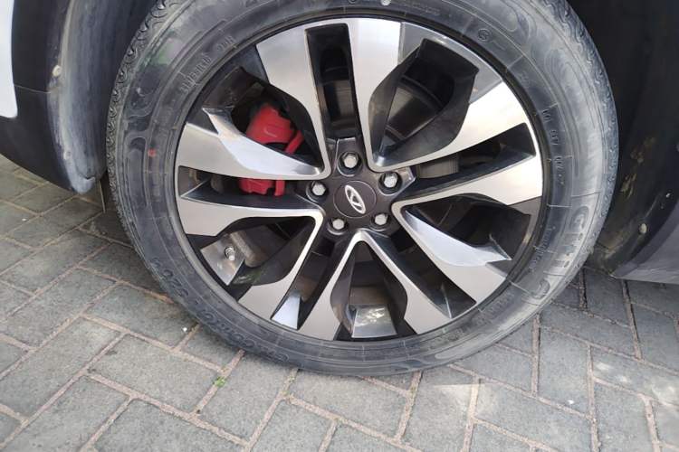 Used Chery New Energy Tiggo e 2021 Tiger Roar Edition 95kW Left Front Wheel Hub