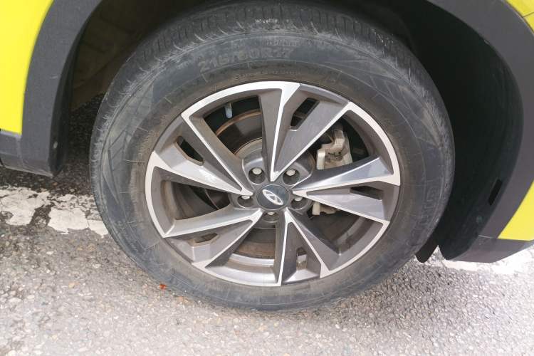 Used Chery OMODA 2022 1.5T CVT Yujie Edition Right Front Wheel Hub