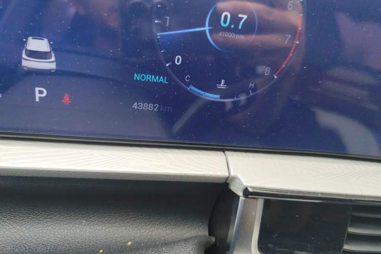 Used Chery OMODA 2022 1.6 TGDI DCT High-Dimensional Version Odometer Close Up