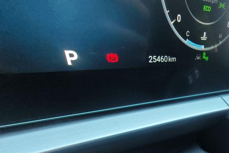 Used Chery OMODA 2022 1.5T CVT Boundary-Free Edition Odometer Close Up