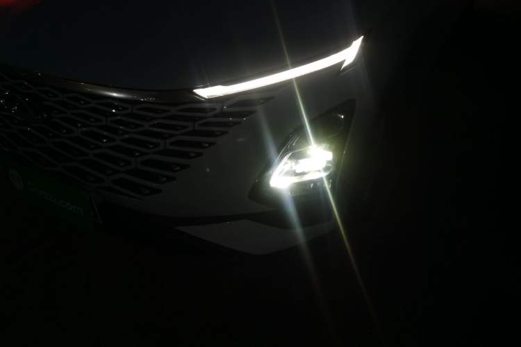 Used Chery OMODA 2022 1.5T CVT Yujie Edition Left Front Headlight