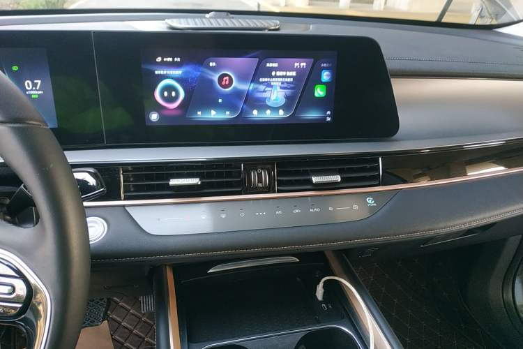Used Chery OMODA 2022 1.5T CVT Top-Range Version Audio And AC Panel