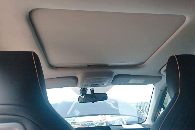 Used Chery OMODA 2022 1.5T CVT Top-Range Version Headliner