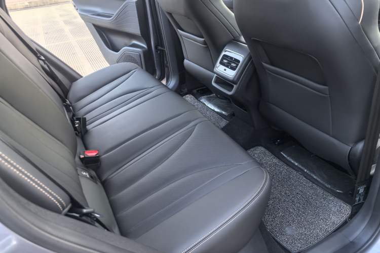 Used Chery OMODA 2022 1.6 TGDI DCT Ultra-Dimensional Edition Interior 4