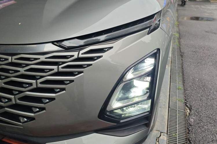 Used Chery OMODA 2022 1.6 TGDI DCT High-Dimensional Version Left Front Headlight