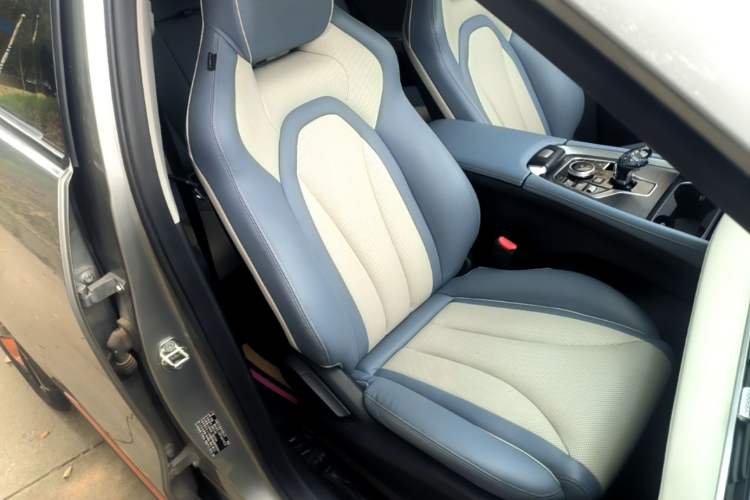 Used Chery OMODA 2022 1.6 TGDI DCT High-Dimensional Version Right Front Seat
