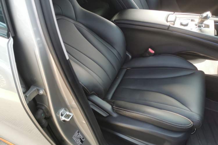 Used Chery OMODA 2022 1.6 TGDI DCT Ultra-Dimensional Edition Right Front Seat