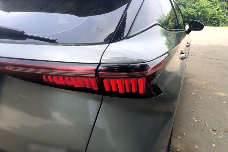 Used Chery OMODA 2022 1.6 TGDI DCT High-Dimensional Version Right Rear Taillight