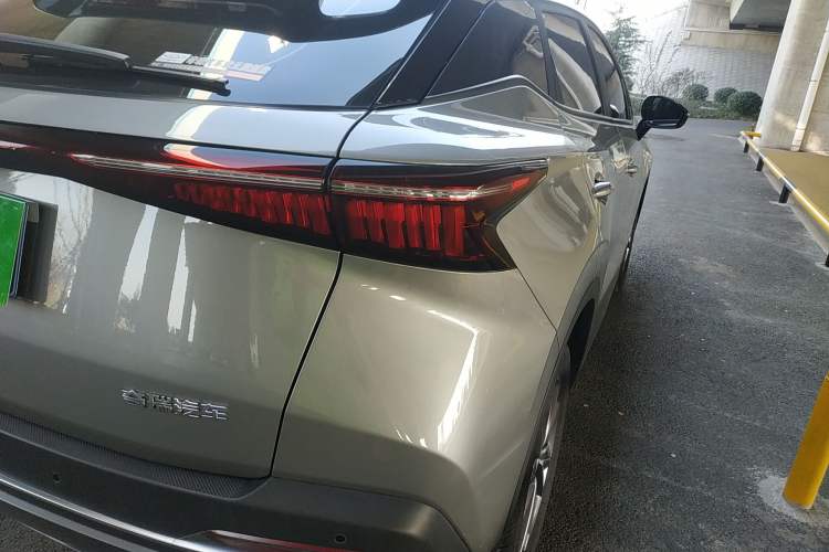 Used Chery OMODA 2022 1.5T CVT Top-Range Version Right Rear Taillight