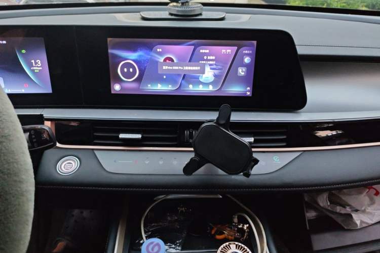 Used Chery OMODA 2022 1.5T CVT Yujie Edition Audio And AC Panel