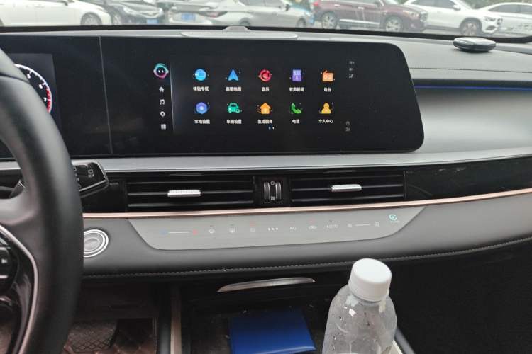 Used Chery OMODA 2022 1.5T CVT Top-Range Version Audio And AC Panel
