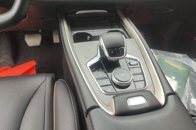 Used Chery OMODA 2022 1.5T CVT Yujie Edition Gear Lever