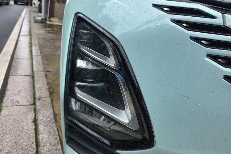 Used Chery OMODA 2022 1.5T CVT Top-Range Version Right Front Headlight