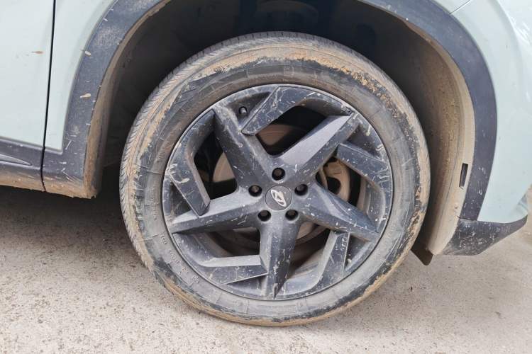 Used Chery OMODA 2022 1.6 TGDI DCT High-Dimensional Version Right Front Wheel Hub