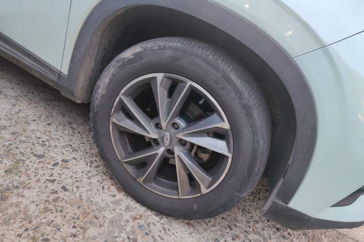 Used Chery OMODA 2022 1.5T CVT Top-Range Version Right Front Wheel Hub