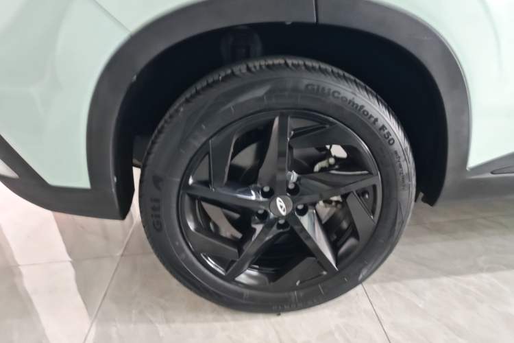 Used Chery OMODA 2022 1.6 TGDI DCT High-Dimensional Version Right Rear Wheel Hub