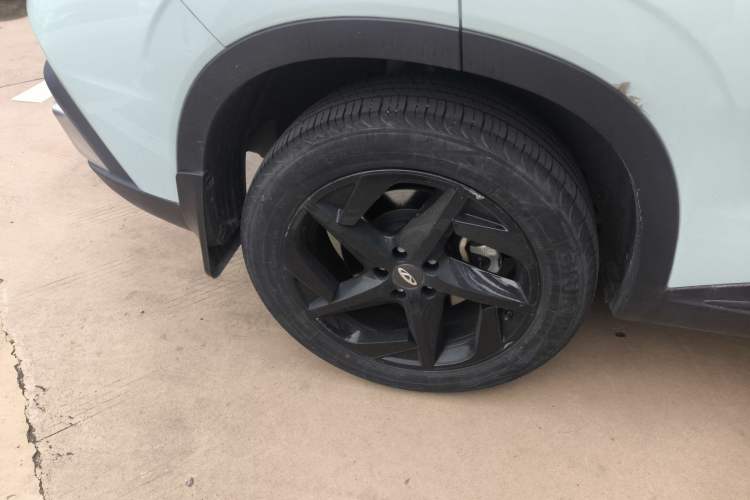 Used Chery OMODA 2022 1.6 TGDI DCT High-Dimensional Version Right Rear Wheel Hub