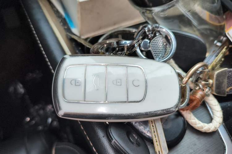 Used Chery OMODA 2022 1.5T CVT Top-Range Version Vehicle Key