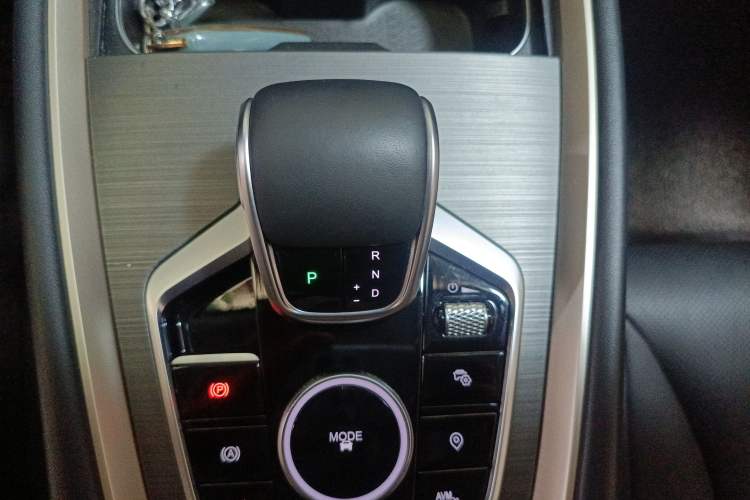 Used Chery OMODA 2022 1.5T CVT Top-Range Version Gear Lever