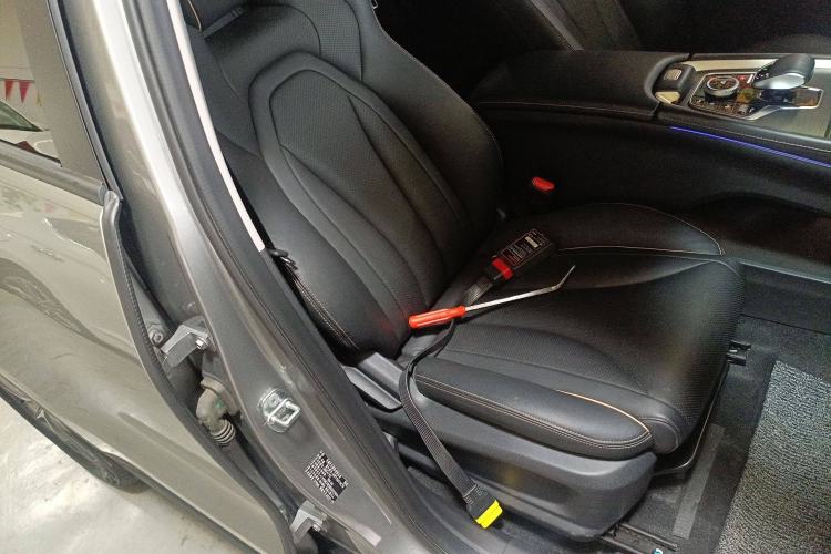 Used Chery OMODA 2022 1.5T CVT Top-Range Version Right Front Seat
