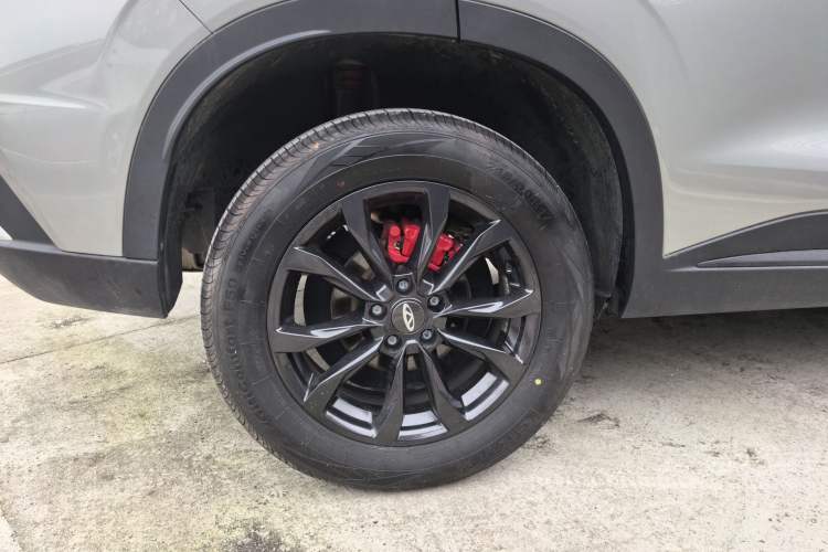 Used Chery OMODA 2023 1.5T CVT New Dynamic Edition Right Rear Wheel Hub