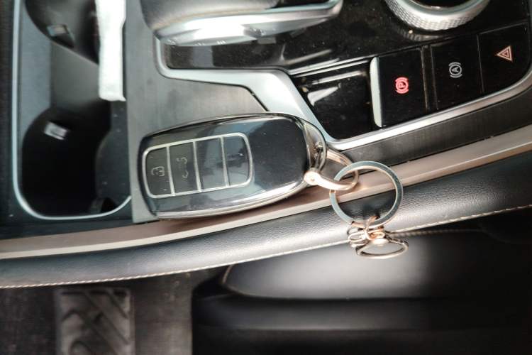 Used Chery OMODA 2023 1.5T CVT Trendy PLUS Edition Vehicle Key